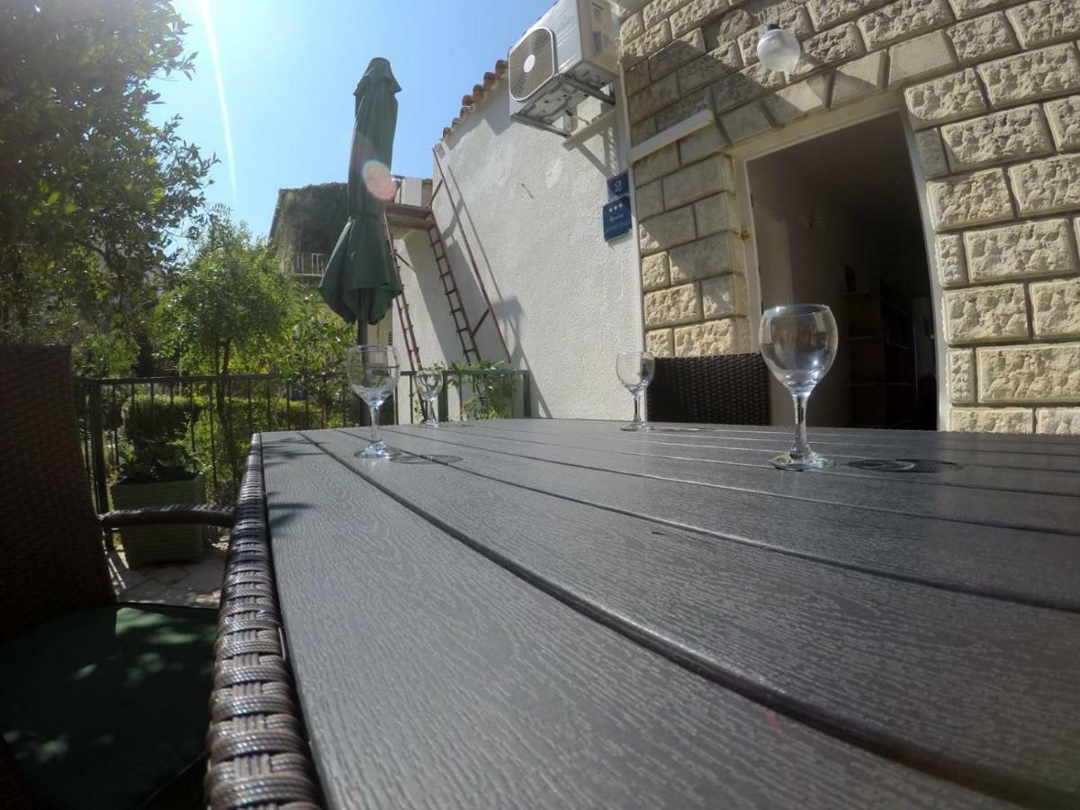 Apartman Kalajzic Omis Exterior photo
